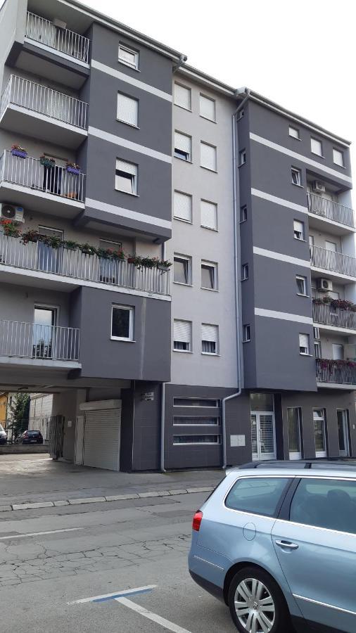 Apartman Luna Apartment Valjevo Bagian luar foto