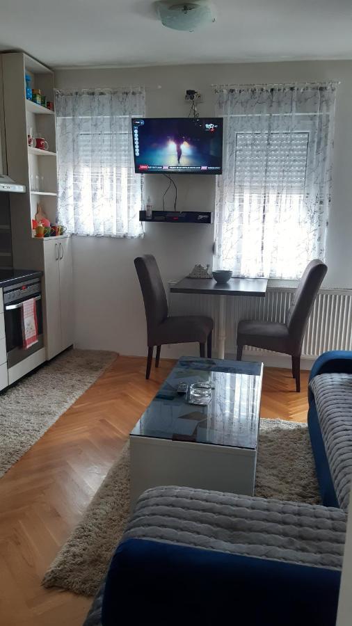 Apartman Luna Apartment Valjevo Bagian luar foto