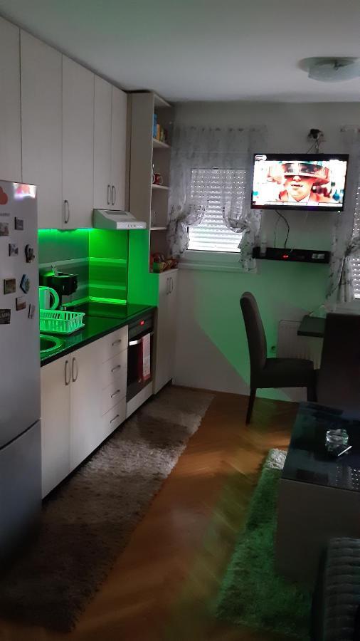 Apartman Luna Apartment Valjevo Bagian luar foto