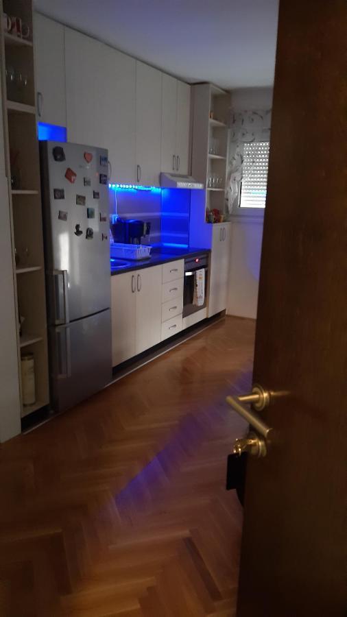 Apartman Luna Apartment Valjevo Bagian luar foto