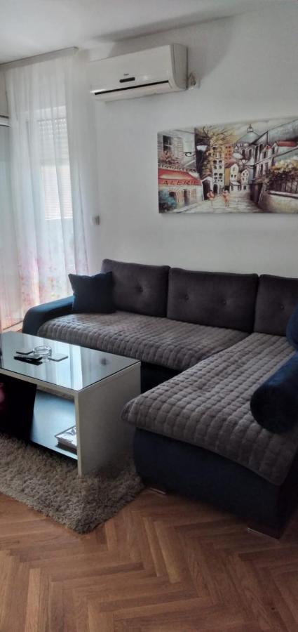 Apartman Luna Apartment Valjevo Bagian luar foto