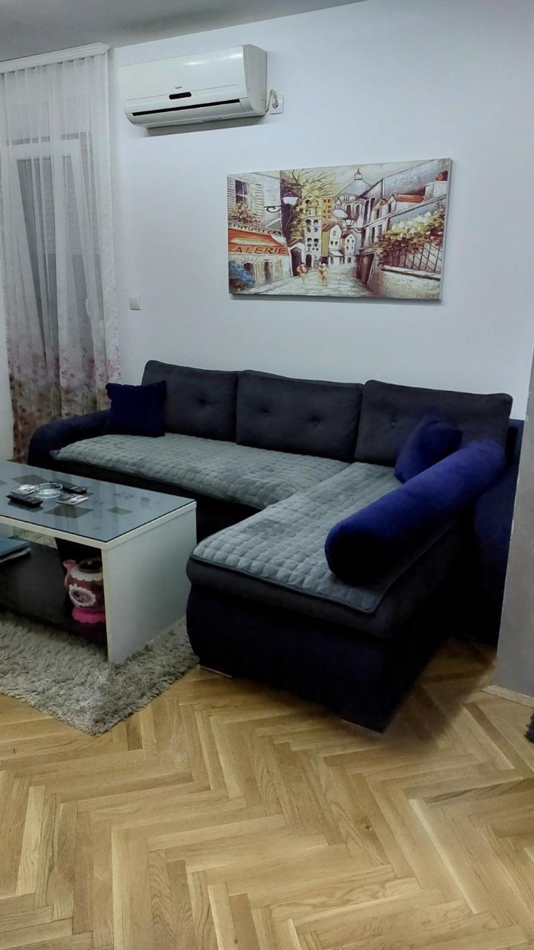 Apartman Luna Apartment Valjevo Bagian luar foto