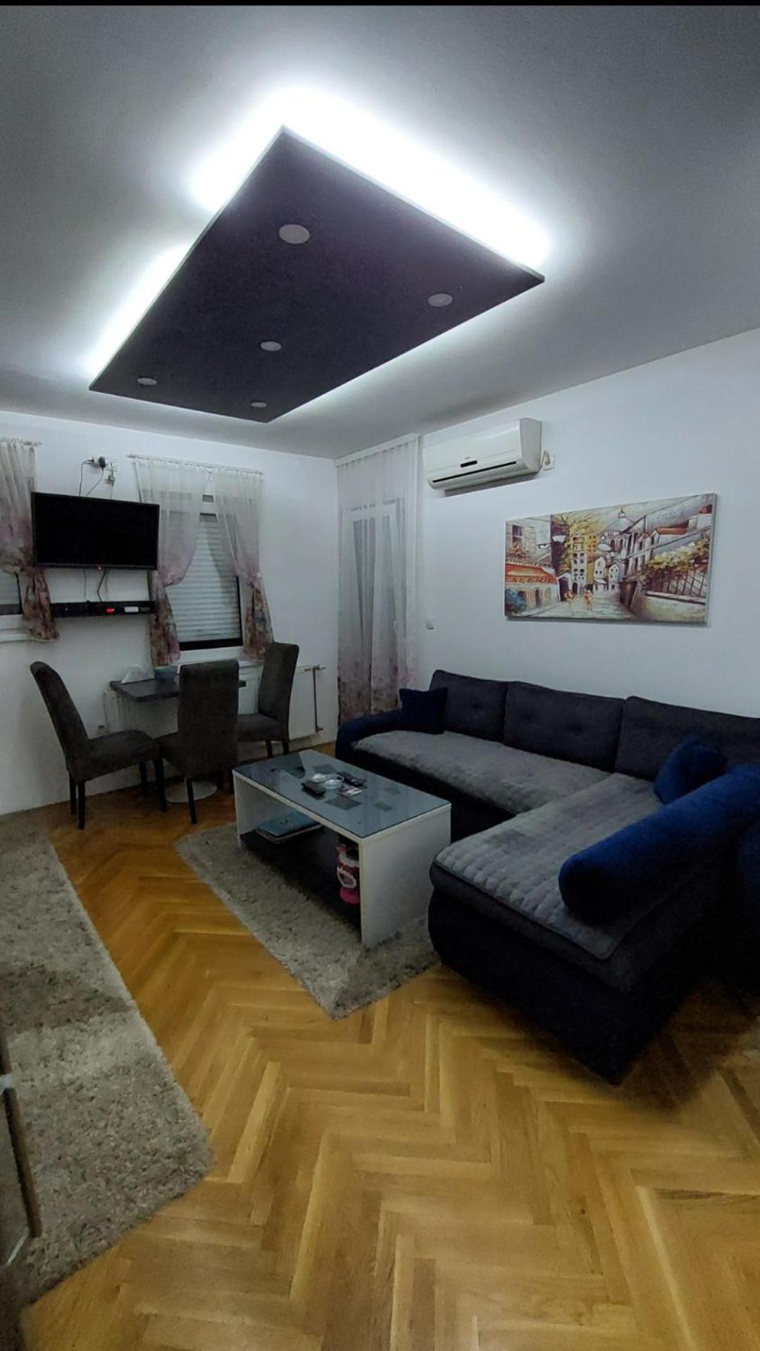 Apartman Luna Apartment Valjevo Bagian luar foto