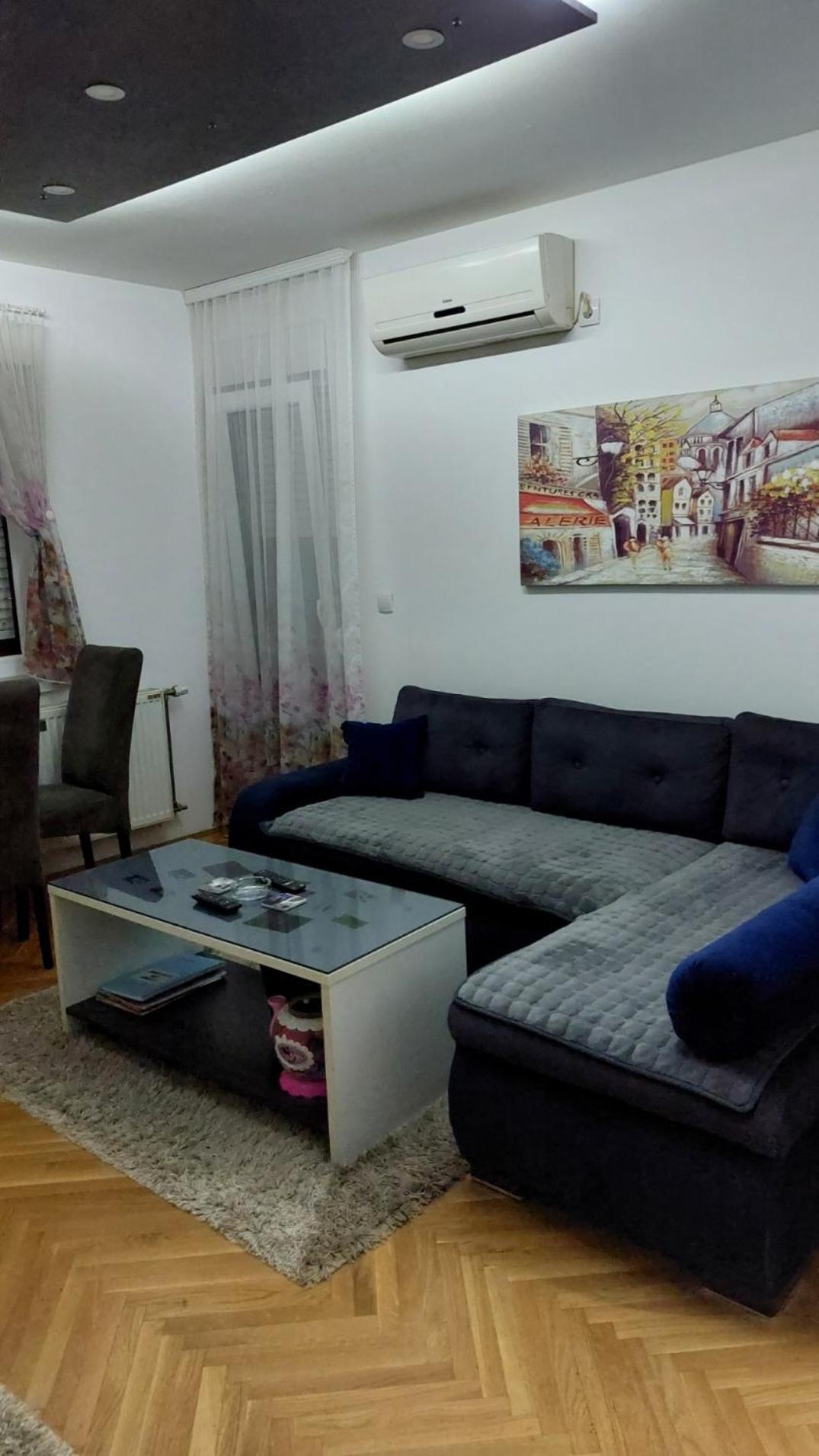 Apartman Luna Apartment Valjevo Bagian luar foto