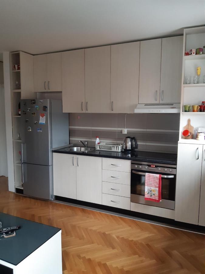 Apartman Luna Apartment Valjevo Bagian luar foto