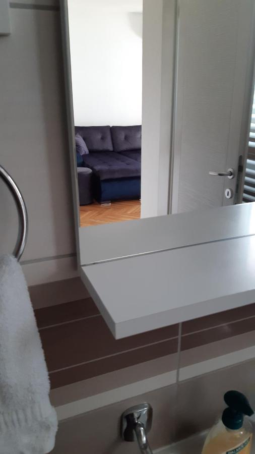 Apartman Luna Apartment Valjevo Bagian luar foto